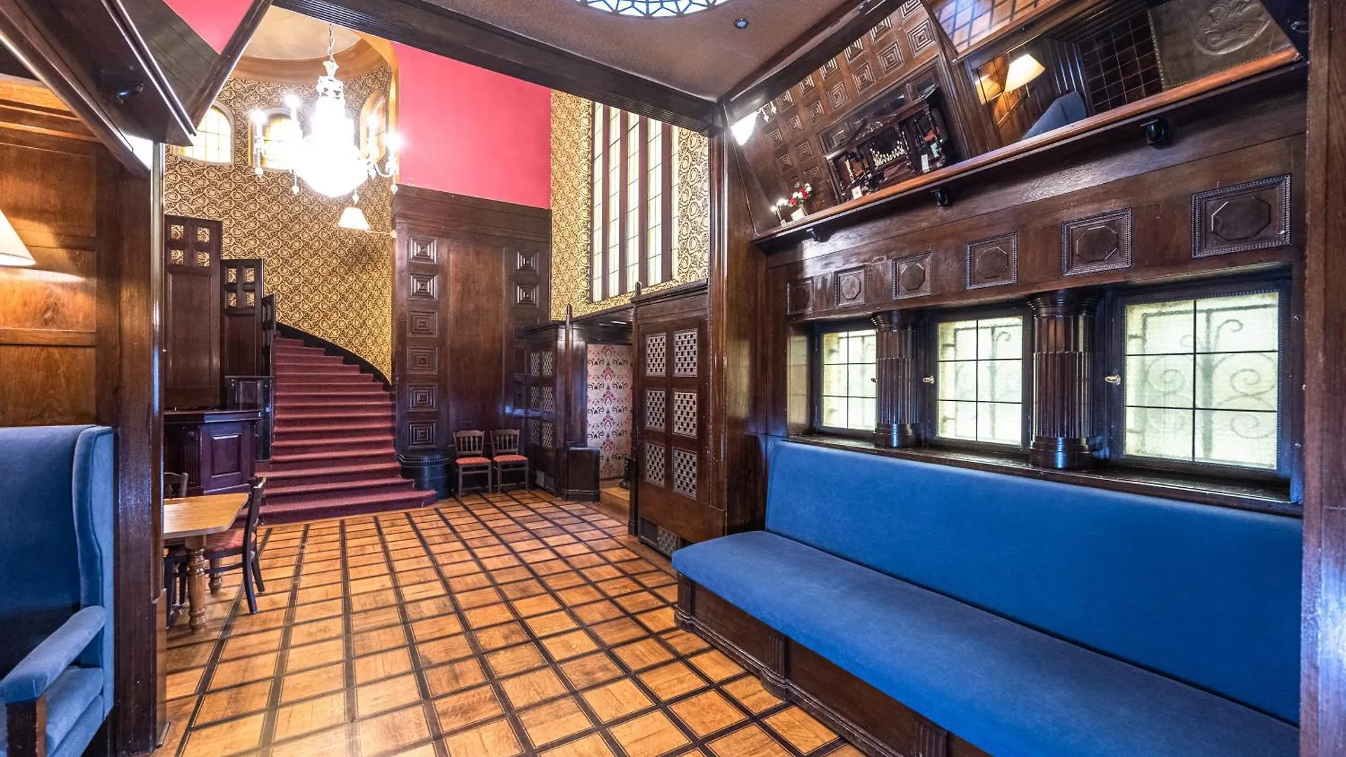 Hostel Historic Villa 